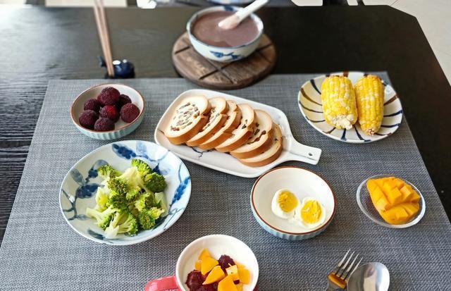 新世界|夏天如何优雅地做一桌早餐?发朋友圈,网友大嚷:打开新世界