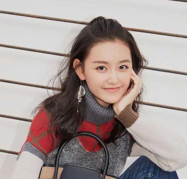 演技|易烊千玺主演电影票房超70亿,张子枫20亿,00后演员们未来可期