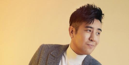 于和伟|《一年一度喜剧大赛》导师官宣,于和伟表示第一次参加综艺不自信