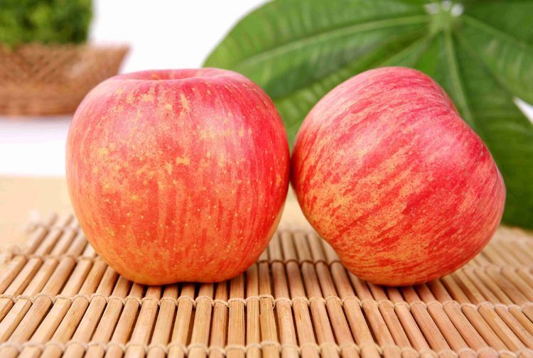 苹果加什么养肝 f01f6fd99d47459888132cbe459b757b.jpeg