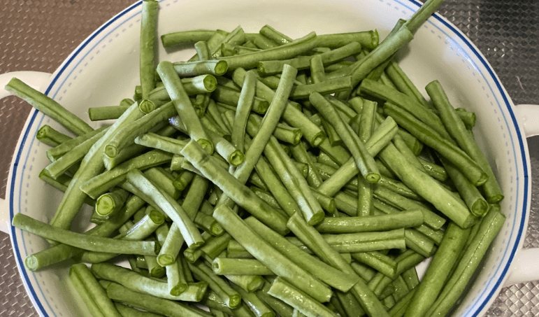 怎么晒干豆角不黄 96ea0d90f6b74cce909ba4a9f75b9a6d.png