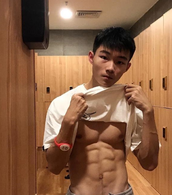 八块腹肌图 2fe67575ace24df2bb9bfeeb084ceee6.jpeg