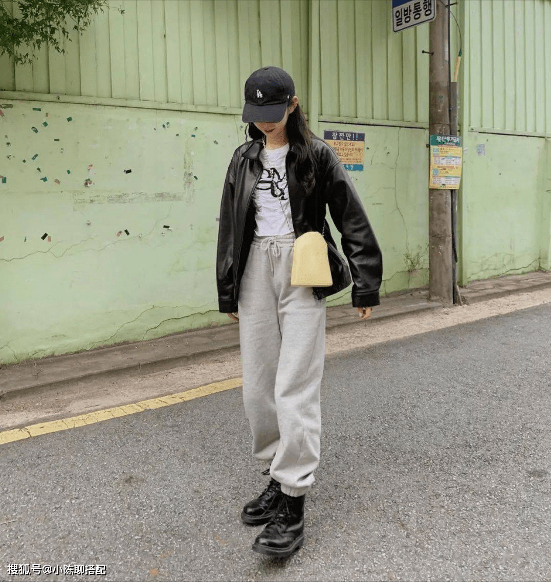 细节 今年马丁靴又火了!我告诉你如何选它,搭配它,照着学就对了!