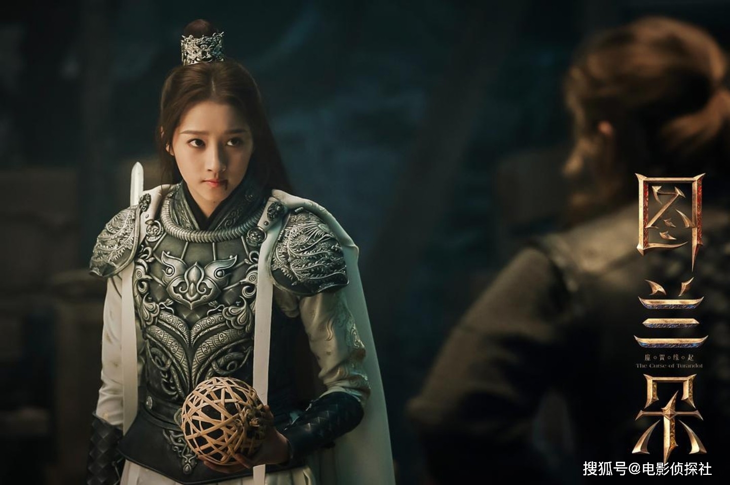 缘起|上映首日票房不足千万,黄金制作班底,关晓彤新片为何那么惨?