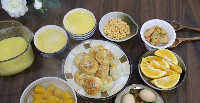 小孩|我家小孩的早餐,七天不重样,十分钟就搞定小孩很爱吃