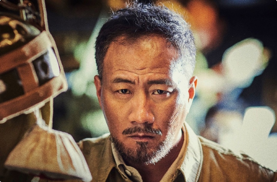 围巾|《长津湖》:女孩送千玺围巾,看似多余的剧情,却并没有那么简单