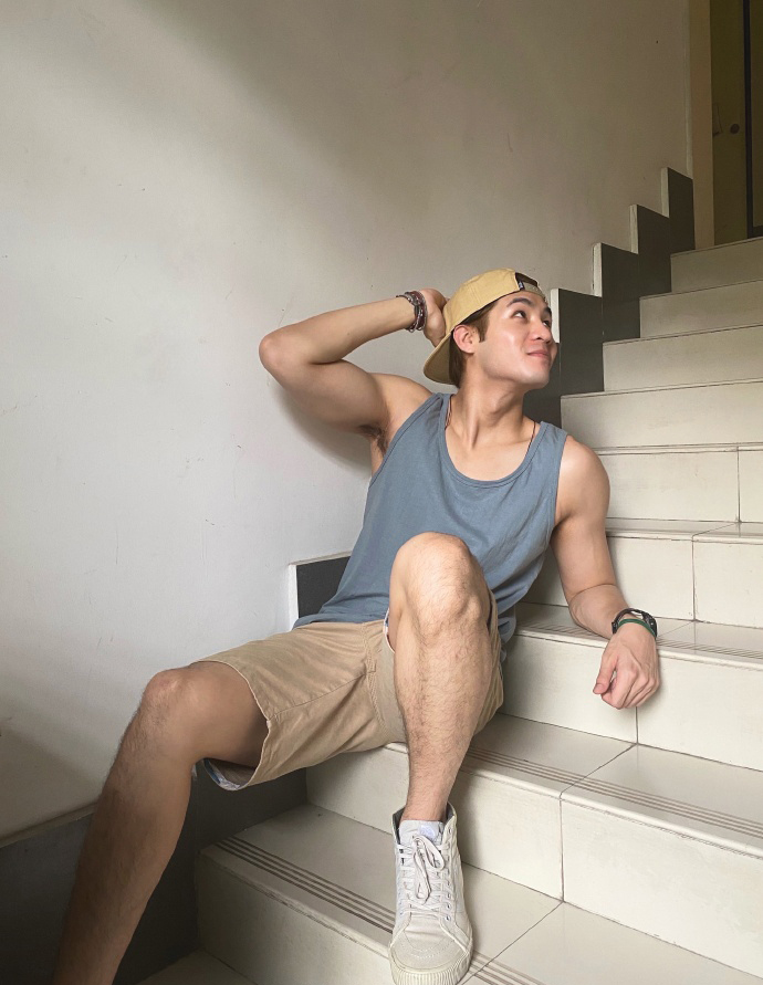 是演員也是運動達人，八塊腹肌加持，誰抵擋得住這種型男的誘惑？ 健身減肥達人 第6张
