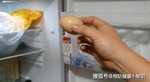鸡蛋放冰箱的正确方法是哪头朝下 499f2c5e5af242fa86f2fe614c308912.jpeg
