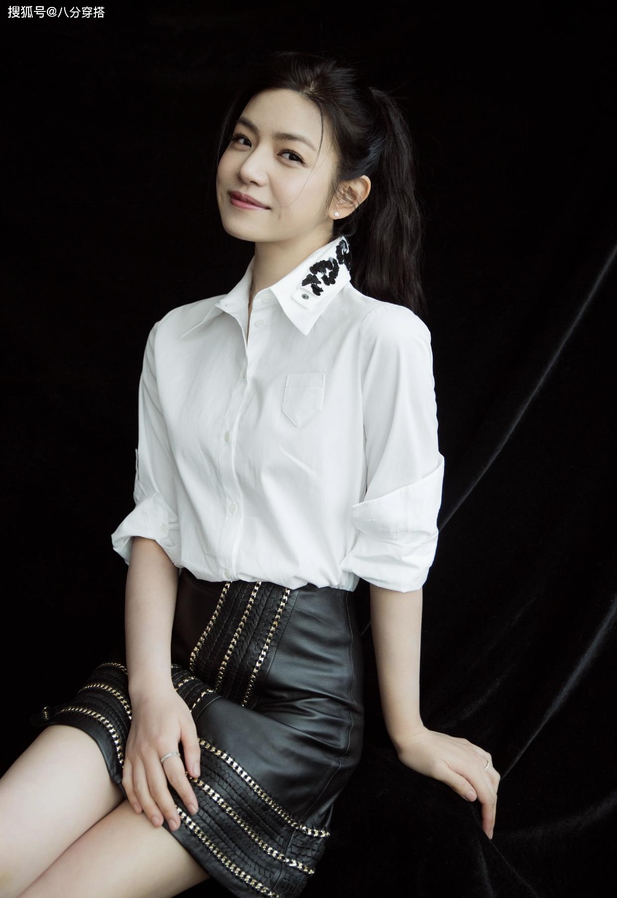 美眉 陈妍希越来越漂亮了，穿一字肩礼服秀好身材，气质温柔宛如邻家妹
