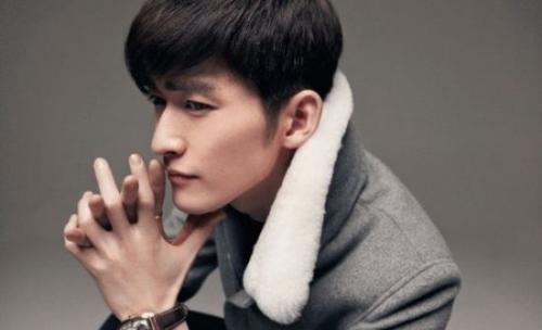 打领带|穿西服打领带帅气的明星，有霸道总裁气质的明星，你认识几个？