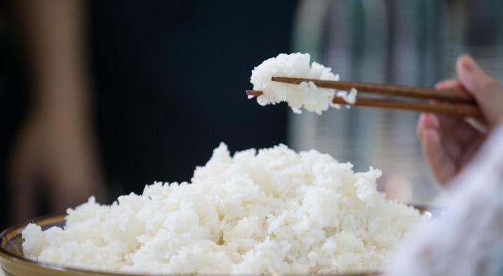 控制|患了糖尿病,少吃糖就可以了吗?糖尿病饮食应当注意五点