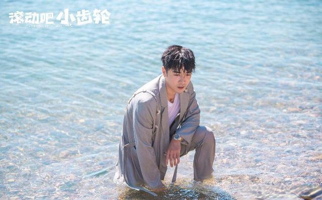 职场|人类高质量反社畜短剧,《滚动吧小齿轮》!