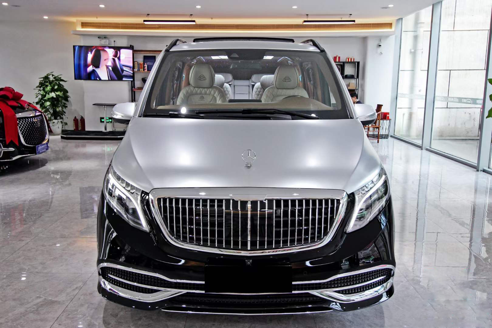 这几款全新奔驰商务车,高端奢华,堪称商务车中的"劳斯莱斯"