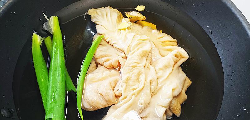 咋样清洗肥肠 92829e9882014c9babea4a2f4a8094b5.jpeg