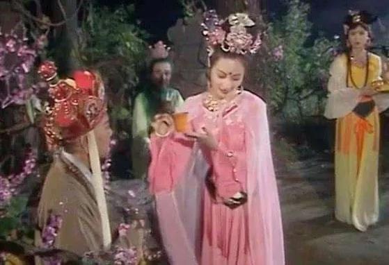 日式到底美成什么样，竟然让韩国和日本以抄她的美为荣！