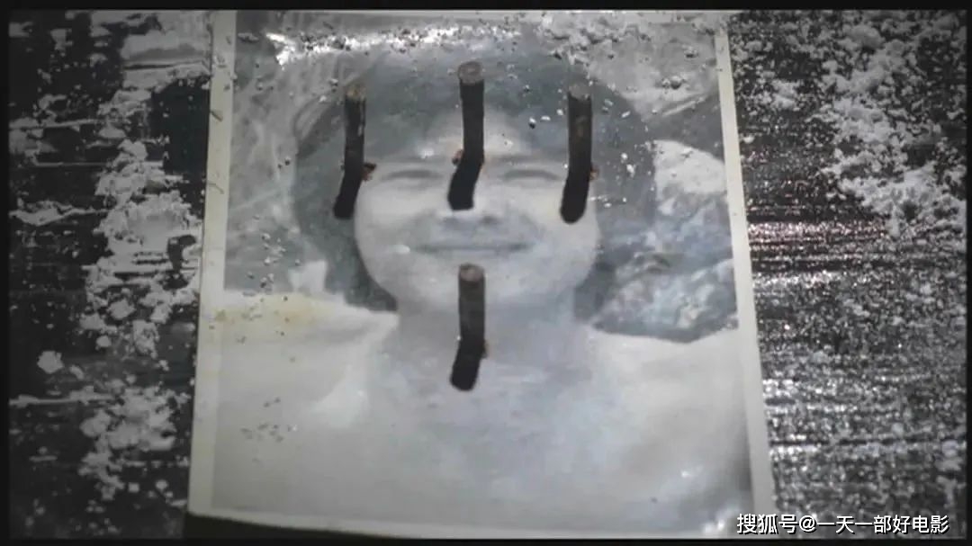 电影|电影能有多邪门?这部邪恶蛊术的经典之作,堪称专业科普!