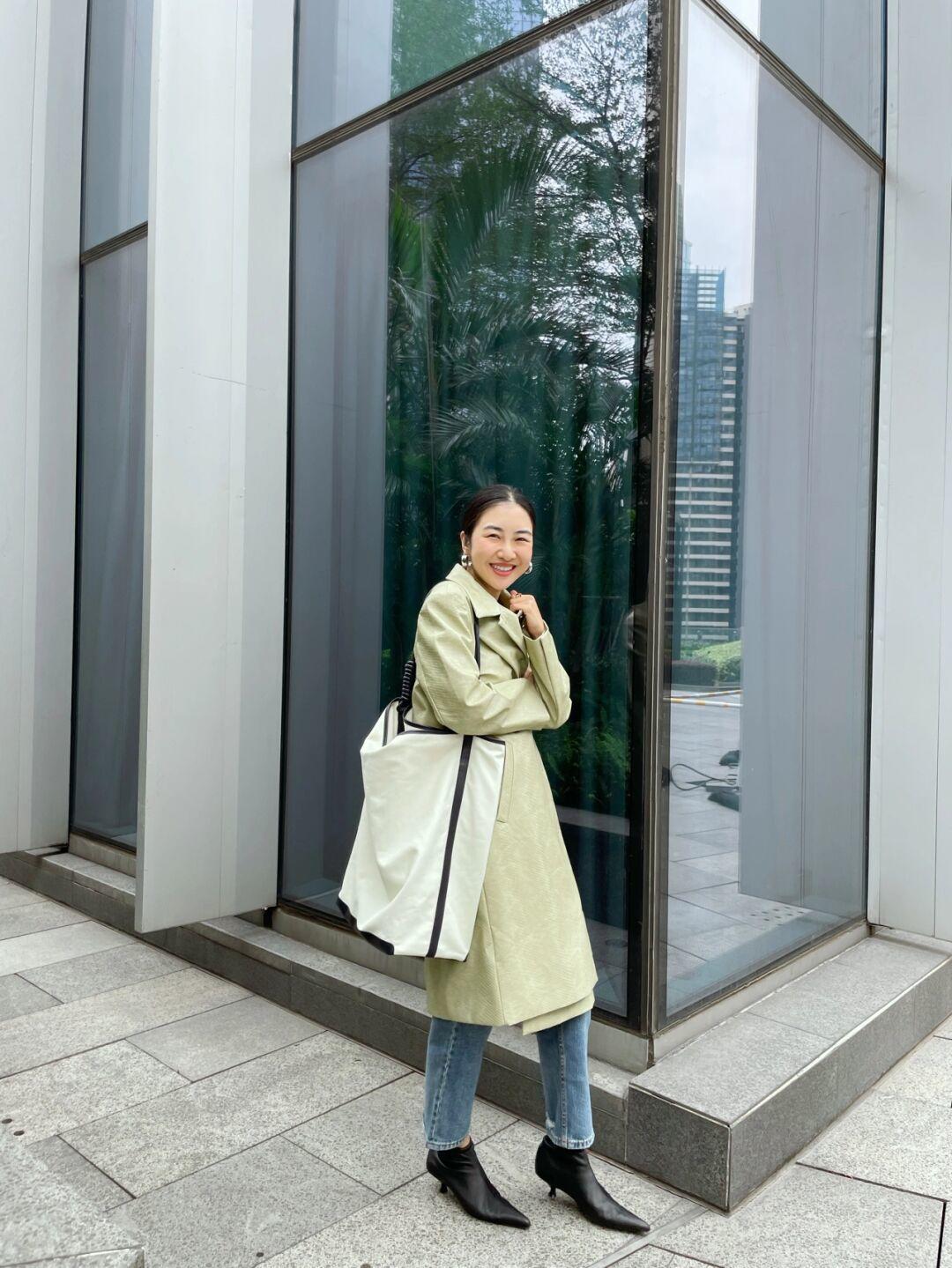 注入 你离时尚只差一件“皮大衣”，掌握几个穿搭小技巧，让你气质翻倍