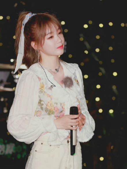 萨哈|《你好生活》萧敬腾燃爆全场,徐梦洁唱彩虹的笑画面多美好?