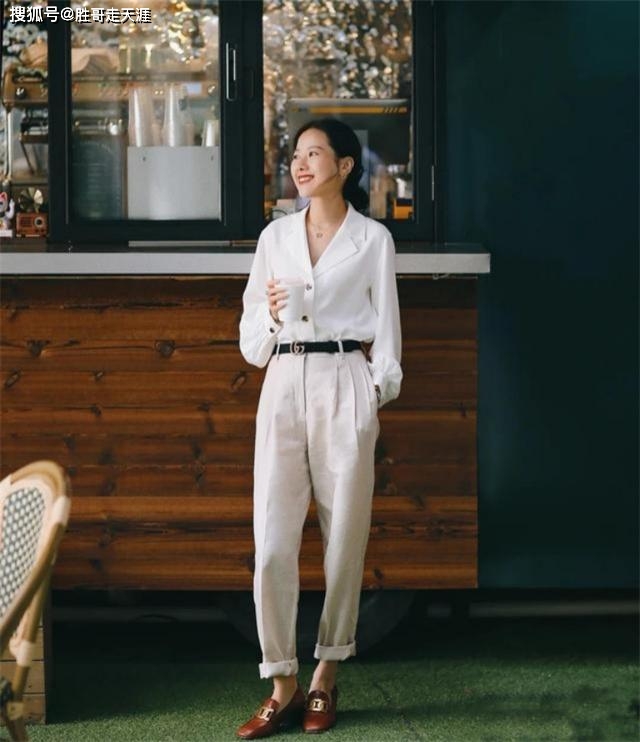 夏天 今夏“奶奶裤”正流行！小个女生不穿一下，都不知道有多洋气显高