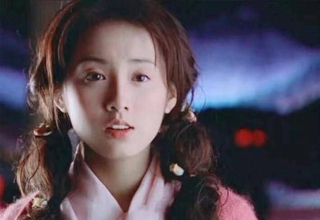 假发看够了雷同的双丫髻，明明编发、盘发和双马尾才是古装少女标配