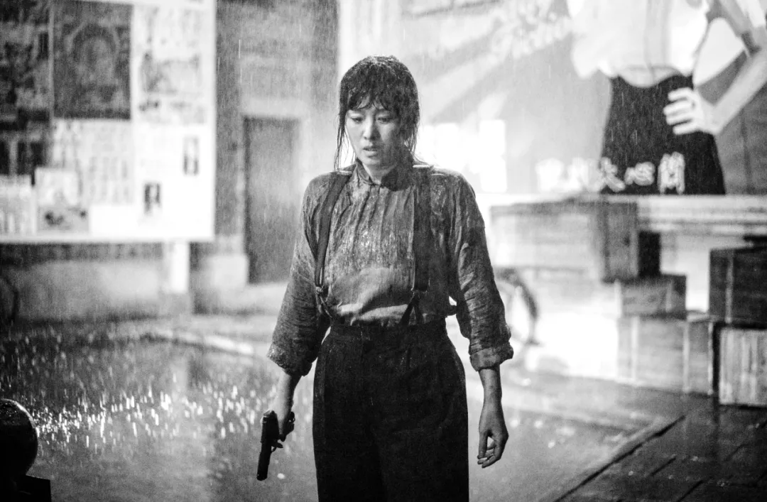 张颂文|一个女人扭转二战战局？《兰心大剧院》到底讲了什么？