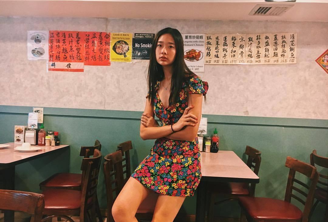 缺点学霸脸+超模脸，她演一部剧就能火靠的就是这张脸吧？