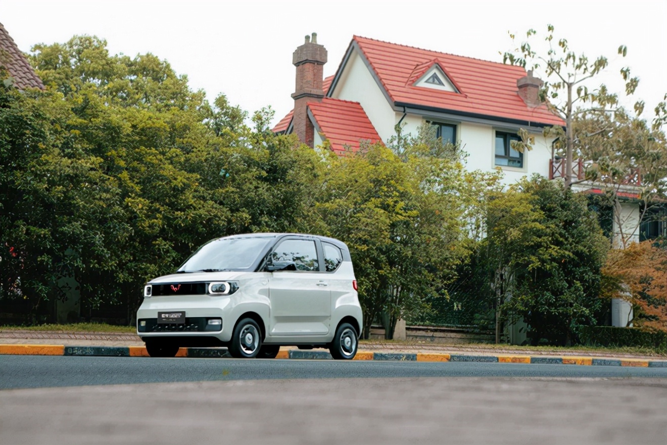 女生新宠宏光miniev马卡龙秋色正式上市只需376万起