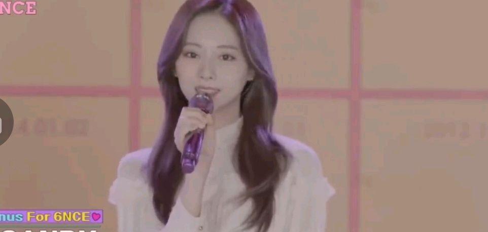 新歌|TWICE六周年直播,首次公开全新单曲《CANDY》,新歌好好听!