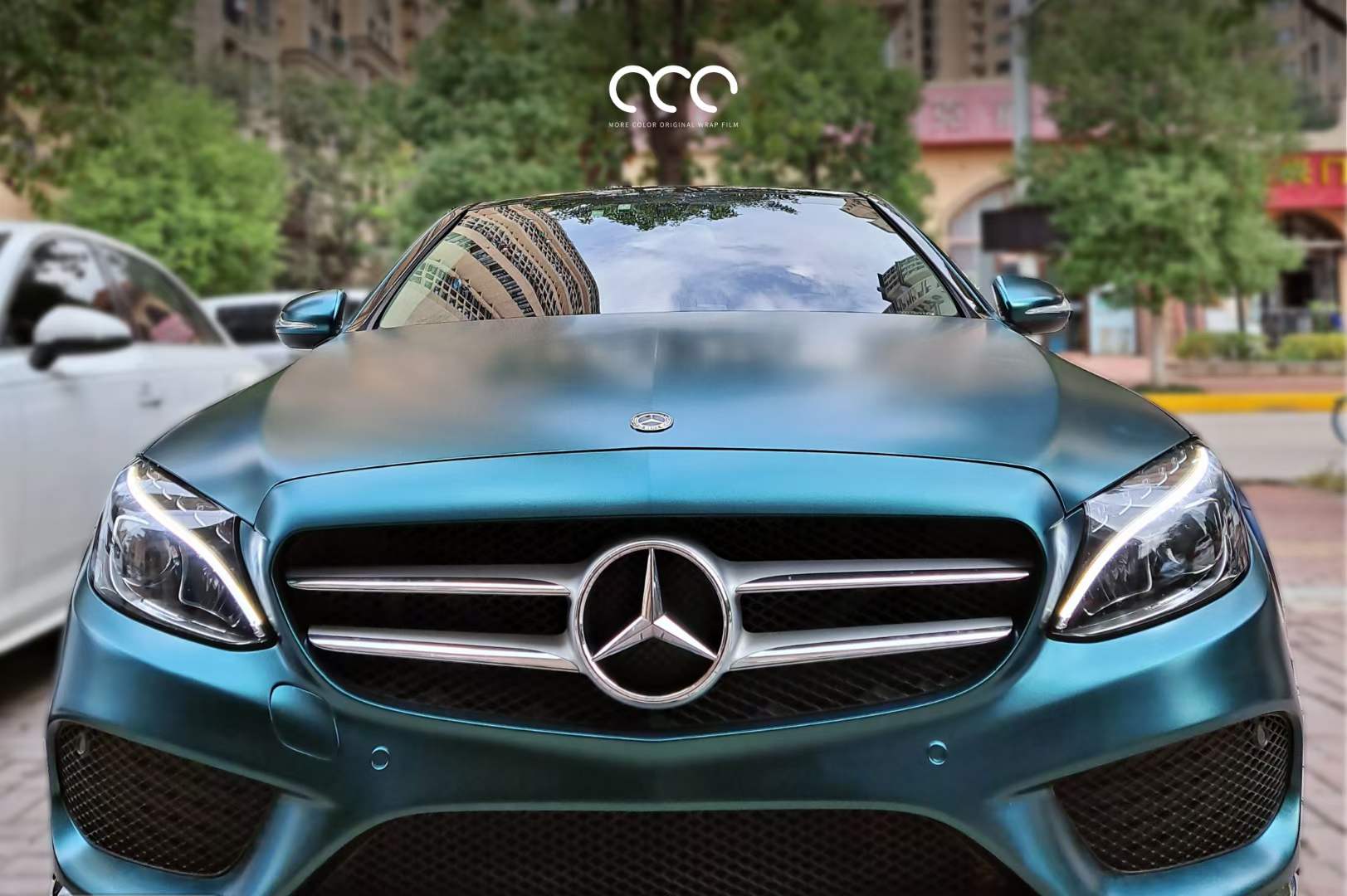 奔驰全车漫彩改色膜电光金属墨绿