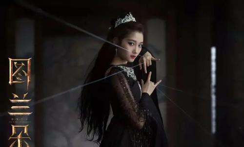 电影|姜文+关晓彤都救不了郑晓龙，《甄嬛传》导演晚年自砸招牌惨被电影圈劝退…