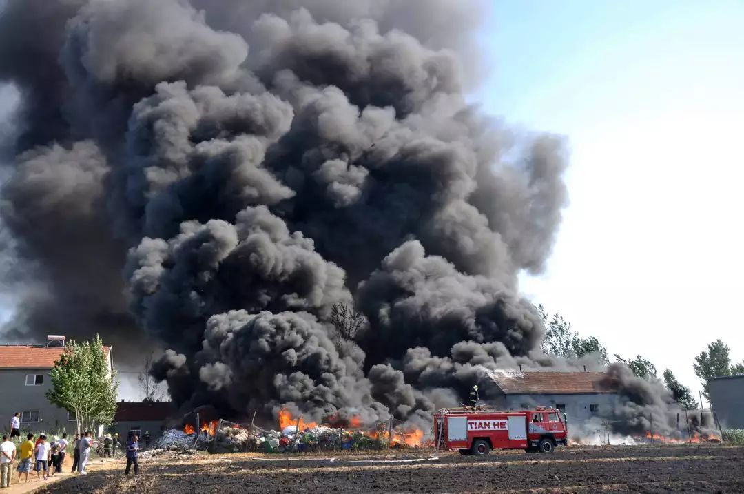 多事之秋!台积电火灾引发大量浓烟,论火灾自救面具的重要性