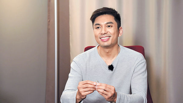 恭喜!陈法拉前夫薛世恒今日在半岛酒店正式完婚,新娘是圈外人