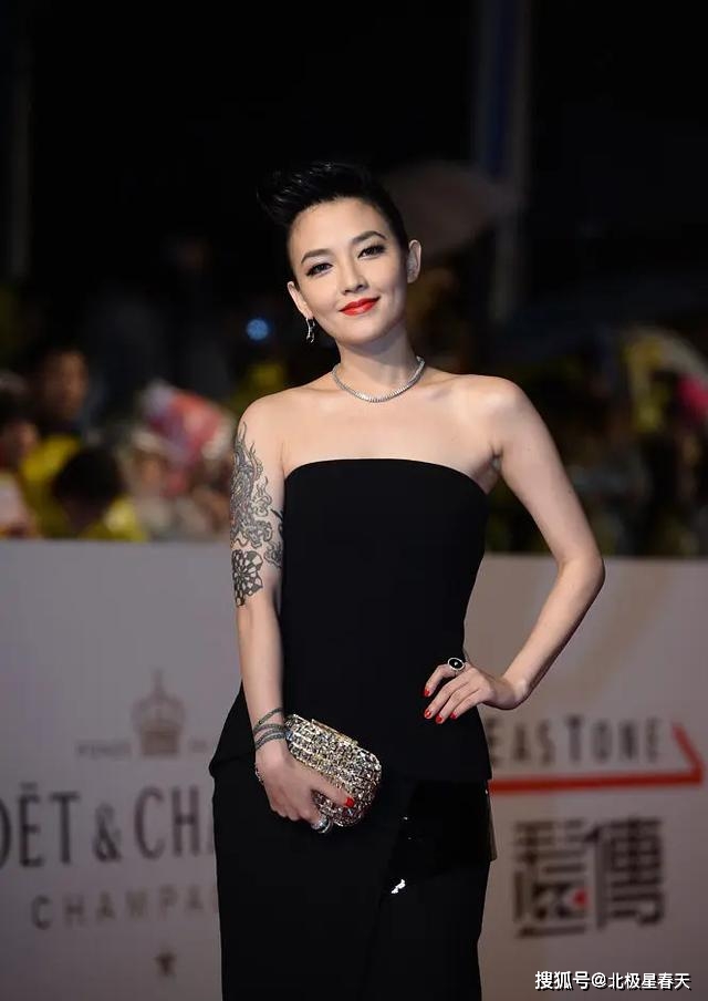 剃寸头打唇钉卸下乖乖女的伪装这才是最真实的范晓萱