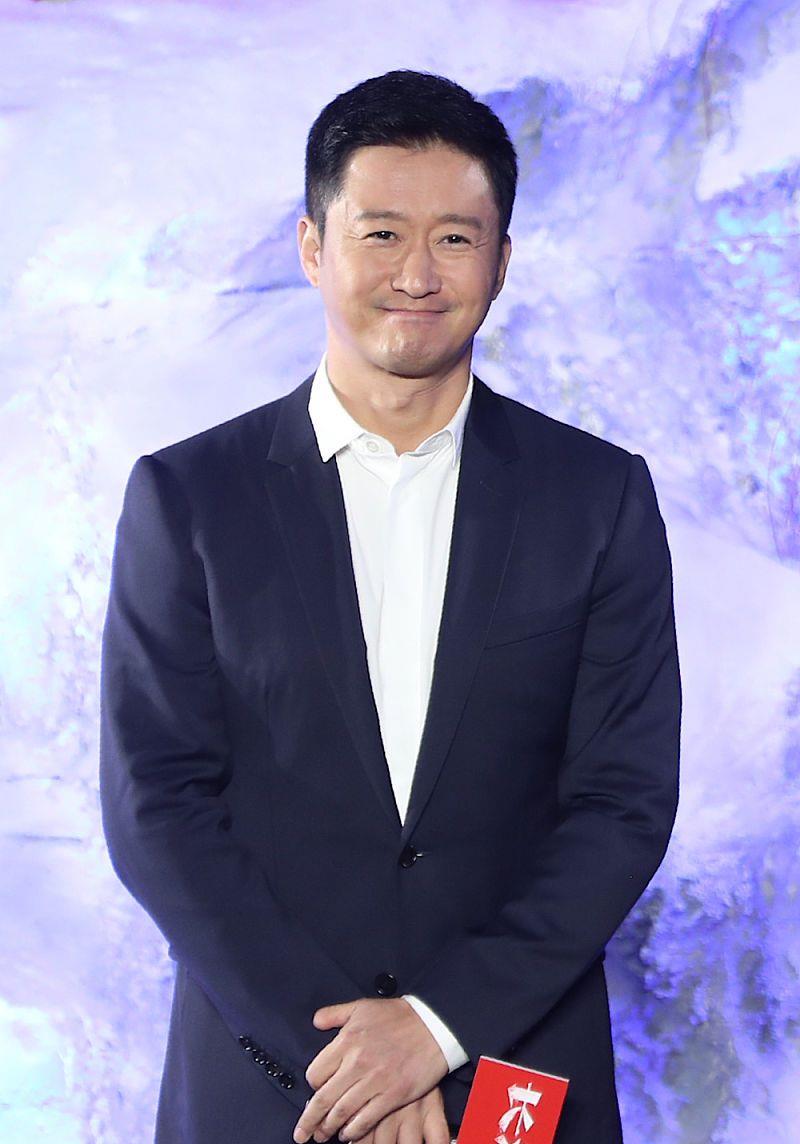 吴京|成龙二百亿票房用了几十年，吴京用的时间，成龙都甘拜下风