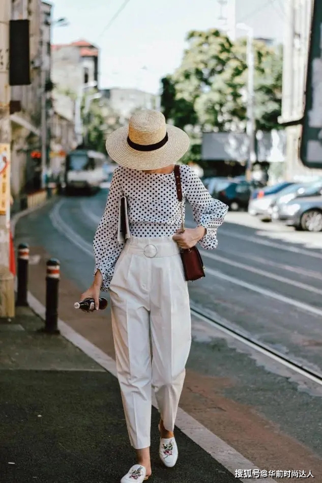 设计 我们这些腿粗女孩，对遮肉显瘦的纸袋裤才最有发言权