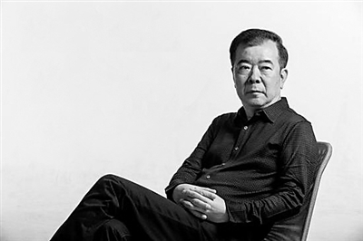 看点|《突围》12位老戏骨飙戏，靳东秦岚组CP看点足，闫妮人设颠覆往常