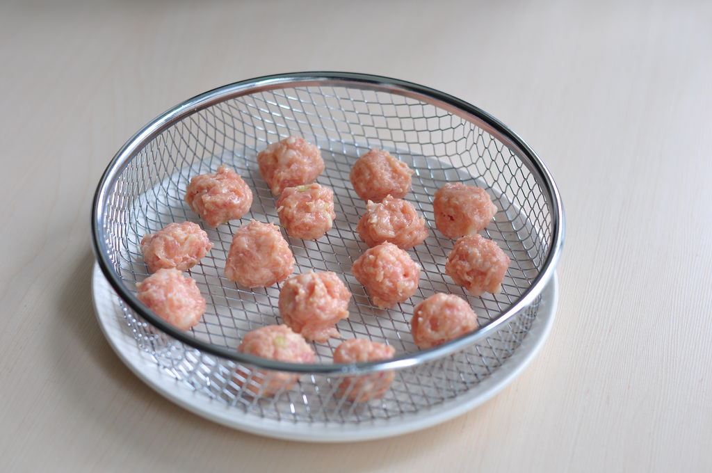 减肥期间也要吃肉,这款肉丸子少油低脂,解馋还好吃