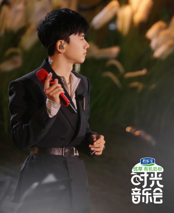 治愈|挖掘经典好歌里的“治愈力”,《时光音乐会》如何穿越时空搭建“时代音乐桥”