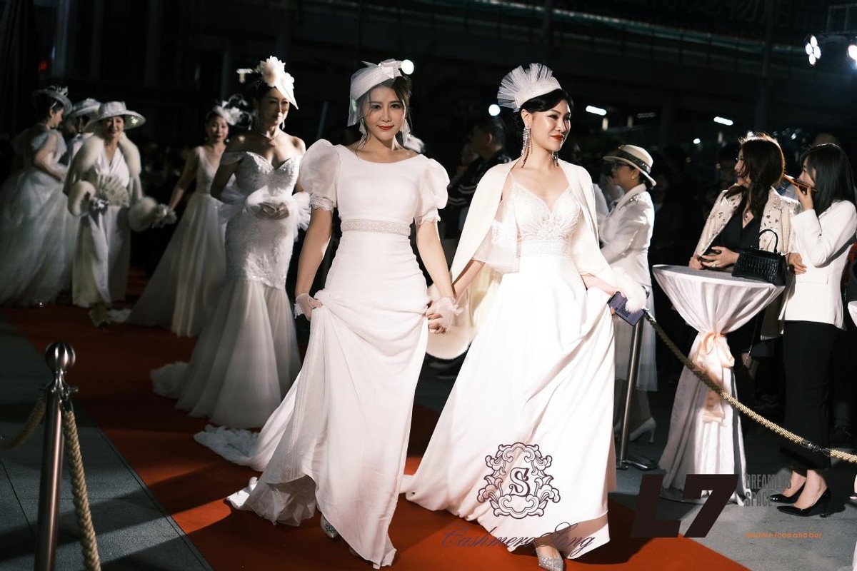 whisky Cashmere Song卡诗米娅 一场超级大秀惊艳一座城