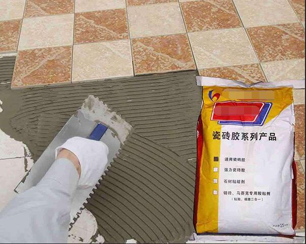 贴瓷砖用水泥砂浆还是瓷砖胶花了800人工费师傅才讲大实话