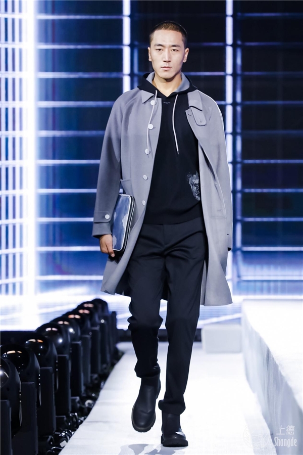 轻生引领新国货 打造品质轻生活 VGO上演2021秋冬新品秀