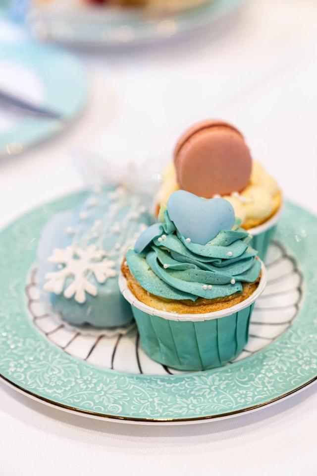 风靡网红界的艺术甜点tiffany蓝色甜品02入驻深圳希岸酒店
