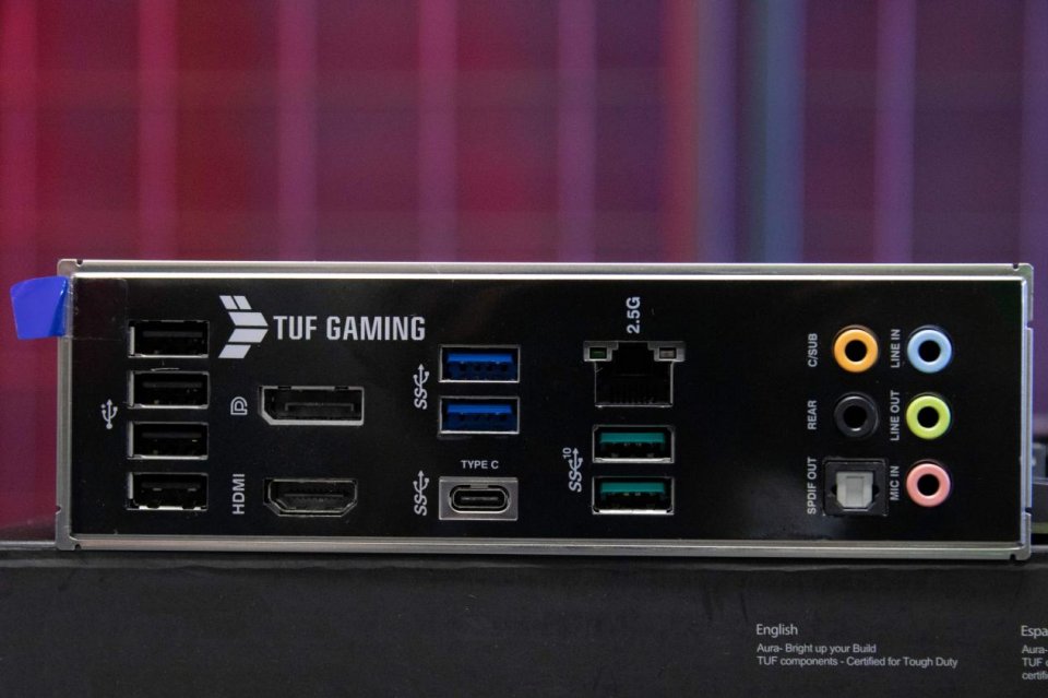 1111装机买它绝对值华硕b560重炮手体验