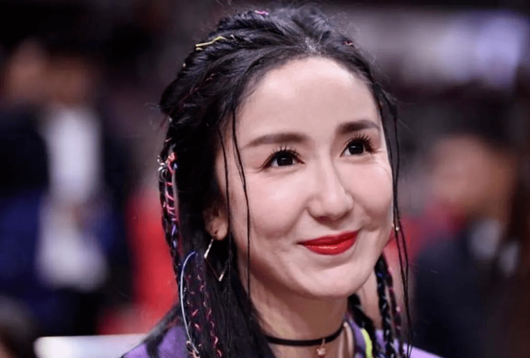 娄艺潇动脸的7位女星，一个比一个神奇，有人请医美专家鉴定自己纯天然