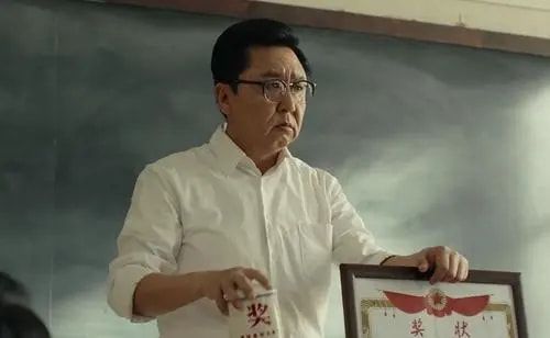 电影|高晓攀新片惨遭“扑街”,上映12天仅2.6万票房,导演都懒得宣传