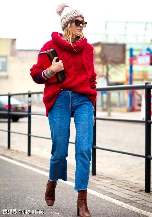 信仰 30岁的女人要怎么搭配信仰色中国红?有格调时尚还高贵