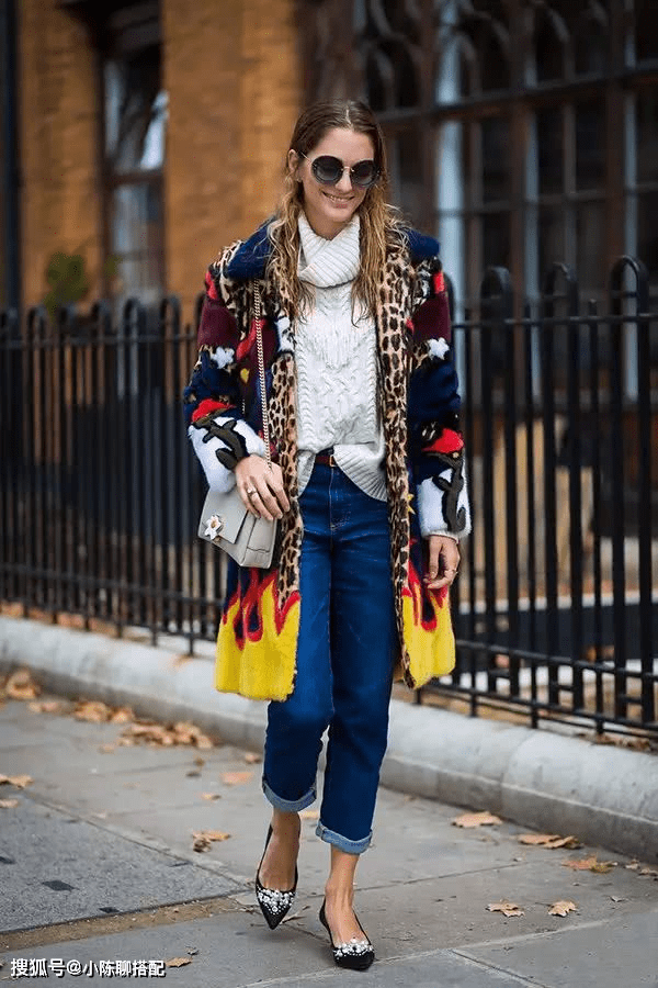 上半身 中年微胖身材的穿搭禁忌:不要穿一身黑,也不要“装嫩”