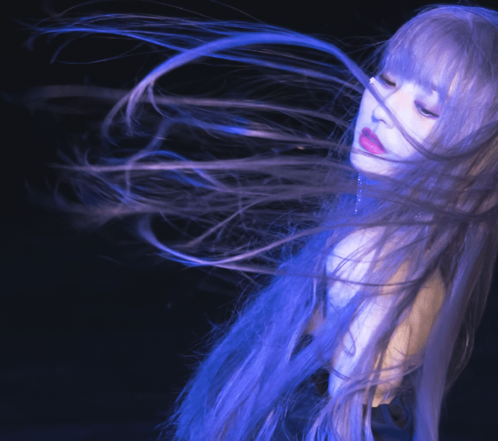 女神 38岁佟丽娅女团舞首秀，大改风格突破自我，谁能想到这是当妈的人