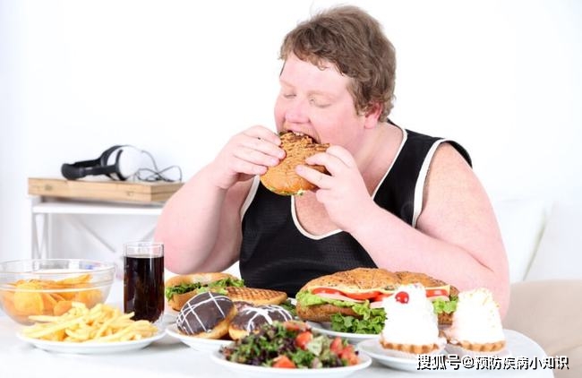 肝脏|肝不好，人先老！3个表现是肝脏在求救，别不当回事