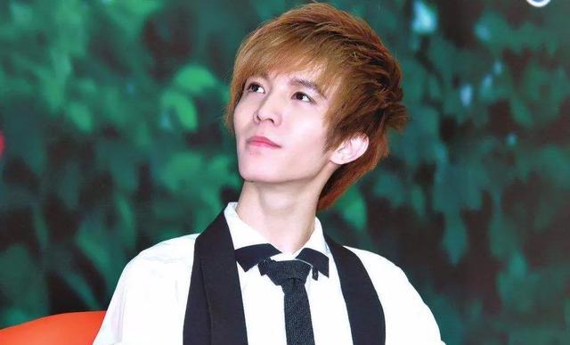 节目组|郭敬明给何昶希S卡遭网友炮轰：烂片的标杆，建议节目组换个导演